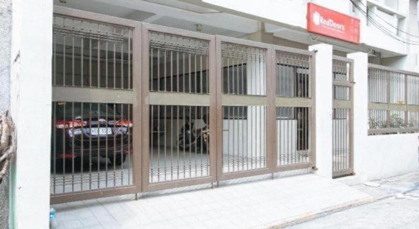 RedDoorz near Osmeña Hway2 - Quarantine Hotel Manila Exterior foto