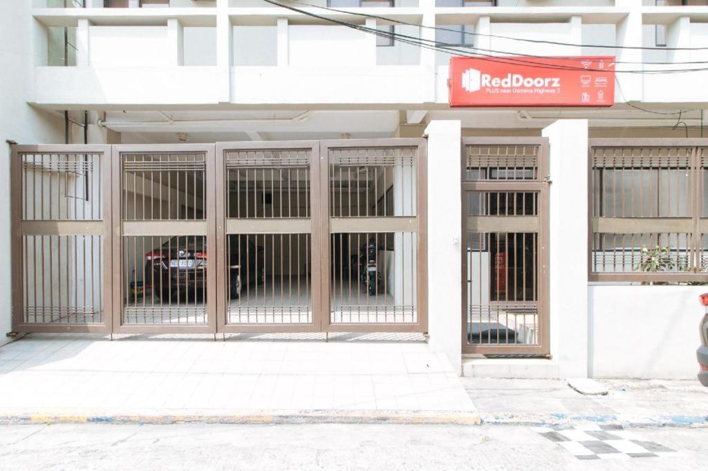 RedDoorz near Osmeña Hway2 - Quarantine Hotel Manila Exterior foto