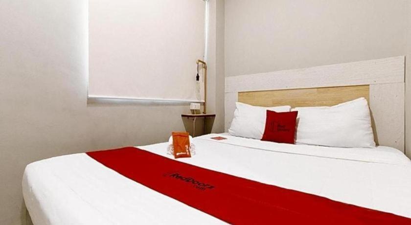 RedDoorz near Osmeña Hway2 - Quarantine Hotel Manila Exterior foto