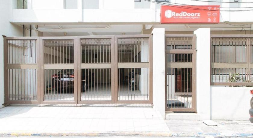 RedDoorz near Osmeña Hway2 - Quarantine Hotel Manila Exterior foto